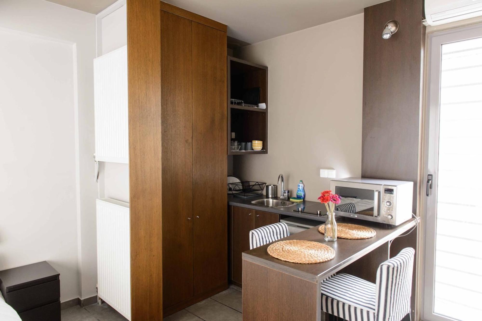 Apartament Bright Loft With Terrance - Next To Metro Kerameikos Ateny Zewnętrze zdjęcie